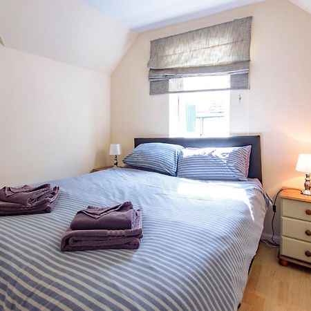 7 Varis Apartments Форес Екстериор снимка
